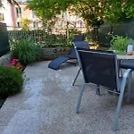 Apartment Apartma Zusterna Za Bazenom